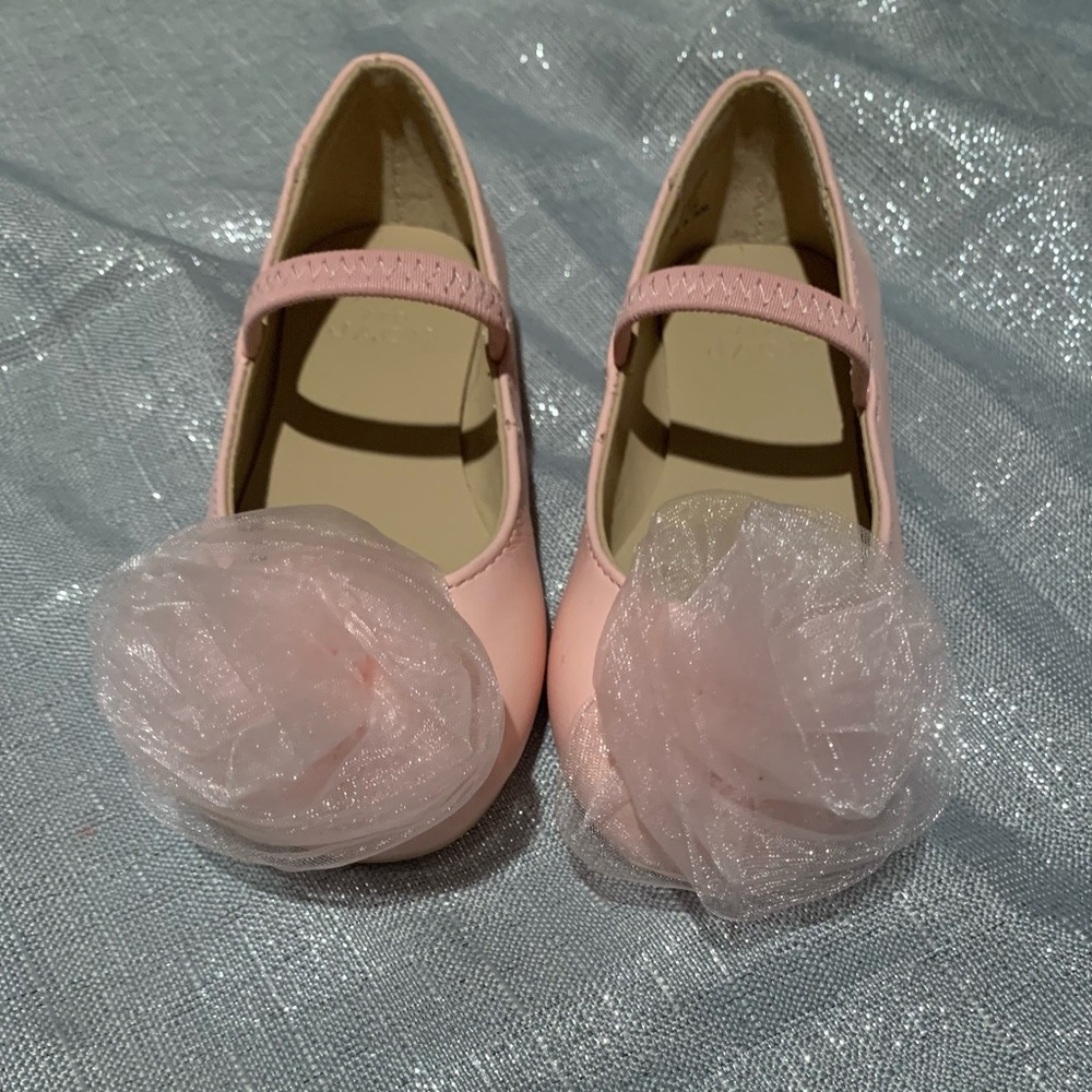 Girls Pink LEATHER Ballerina Slipper with strap and Silk flower Bow Size 7